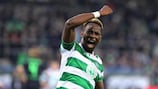 Moussa Dembélé celebra un gol con el Celtic en la UEFA Champions League