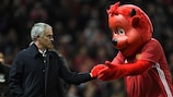 José Mourinho et 'Fred the Red', mascotte de MU