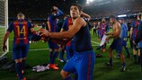 Luis Suárez celebrates Barcelona's win against Paris last season