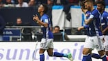 Thilo Kehrer feiert sein erstes Profitor für Schalke