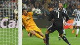 Ronaldo procura manter veia goleadora frente a Buffon