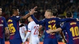Los jugadores del Barcelona celebran uno de los goles contra Olympiacos