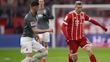 3:0 gegen Augsburg - Bayern setzt sich in der Tabelle weiter ab