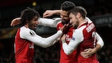 Arsenal scored six to head into the round of 32 in style