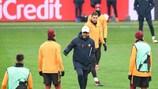 Eusebio Di Francesco oversees Roma training in Kharkiv