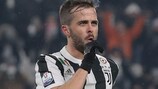 Miralem Pjanić fête son but pour la Juventus sur penalty