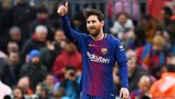 Lionel Messi celebra su gol 600 con el Barcelona