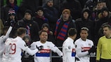 Les Lyonnais célèbrent le but de Marcelo