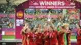 Record-breaking Spain retain the title