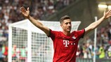 Robert Lewandowski marcou o primeiro "hat-trick" na história da SuperTaça da Alemanha, com o Bayern a golear o Eintracht por 5-0