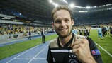 Daley Blind fête la victoire de l'Ajax sur le Dynamo Kyiv en barrages