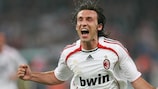 Andrea Pirlo célèbre la victoire du Milan en 2007, 2 ans après Istanbul