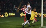 Haris Seferović marca o golo que apurou o Benfica para a fase final da Taça da Liga