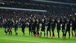 L'Eintracht Frankfurt festeggia la qualificazione agli ottavi