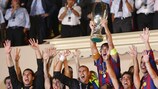 Barcelone brandit la Super Coupe de l'UEFA