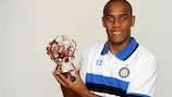 Maicon with the UEFA Club Defender of the Year award