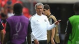 José Mourinho dirige l'allenamento del Chelsea allo Stadion Eden