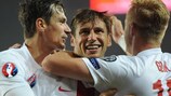 Grzegorz Krychowiak celebra su gol con Polonia ante Georgia
