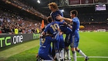 El Chelsea celebra uno de sus goles en la final de Ámsterdam