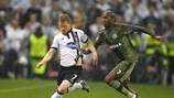 Daryl Horgan (left) comes under pressure from Legia's Steeven Langil in the first leg