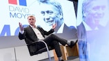 David Moyes speaks to the student coaches in Nyon