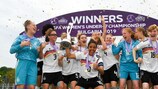 Die DFB-Mädels feiern ihren Titelgewinn