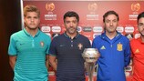 Il capitano del Portogallo, Diogo Queirós, il commissario tecnico Hélio Sousa e gli spagnoli Santi Denia e Manu Morlanes