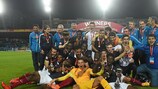 Los jugadores de Francia celebran su victoria en el Estadio Lazur