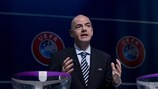Le secrétaire général de l'UEFA, Giami Infantino lors du tirage au sort
