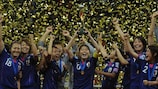Las jugadoras de Japón celebran su victoria en la Copa Mundial Femenina