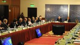 Reunião do Comité Executivo da UEFA em Praga, no dia 9 de Dezembro
