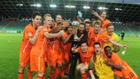Holanda sagra-se bicampeã nos penalties