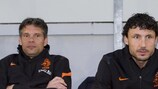 Netherlands U17 coach Maarten Stekelenburg and assistant Mark van Bommel