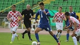 Amer Gojak domina a bola para a Bósnia Herzegovina frente à Croácia
