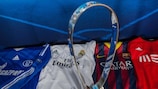 As camisolas dos quatro semifinalistas: Schalke, Real Madrid, Barcelona e Benfica