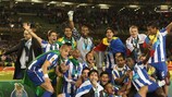 Os jogadores do FC Porto festejaram na Dublin Arena após o apito final, antes de regressarem a casa para as celebrações junto dos seus adeptos