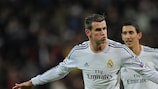 Gareth Bale comemora depois de dar vantagem ao Real Madrid na marcação de um livre
