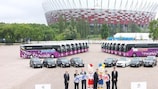 A Hyundai-Kia entregou as chaves da frota de veículos que será usada no UEFA EURO 2012