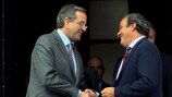 Grécia recebe Presidente da UEFA