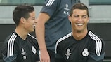 James Rodríguez y Cristiano Ronaldo, disfrutando de un entrenamiento