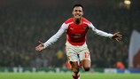 Alexis Sánchez celebrates scoring Arsenal's second goal