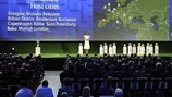 Die Bekanntgabe der Ausrichternationen der UEFA EURO 2020 am Freitag in Genf