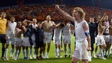 Pavel Nedvěd feiert mit seinem Team 2004 den Sieg gegen die Niederländer