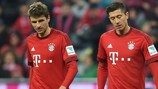 Thomas Müller (left) and Robert Lewandowski after Bayern's home defeat by Mainz