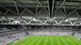 Das Stade Pierre Mauroy wurde im August 2012 eröffnet und verfügt über ein verschiebbares Dach