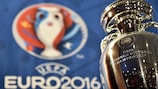 Pokal und Logo der UEFA EURO 2016