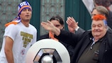 Louis Nicollin feiert Montpelliers Meistertitel 2012 mit Olivier Giroud
