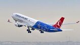 El avión de la EURO de Turkish Airlines ha hecho su primer vuelo a París