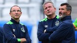 Il Ct dell'Irlanda Martin O'Neill insieme agli assistenti Roy Keane e Steve Walford