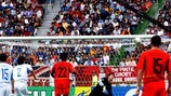 Руслан Нигматуллин в матче с бельгийцами на ЧМ-2002